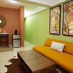 La Placita Suites Hotel